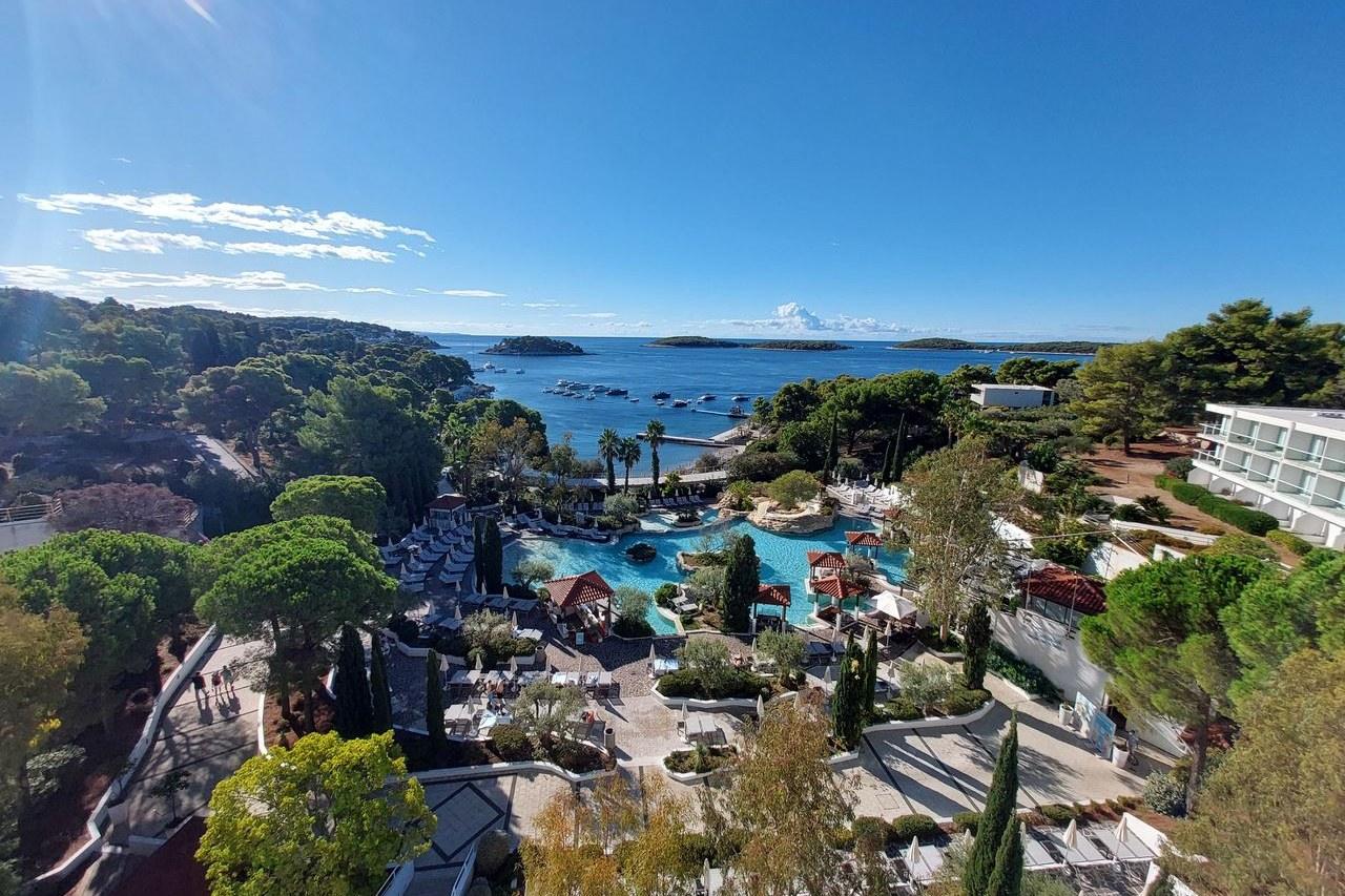 Uitzicht vanaf het hotel op Hvar